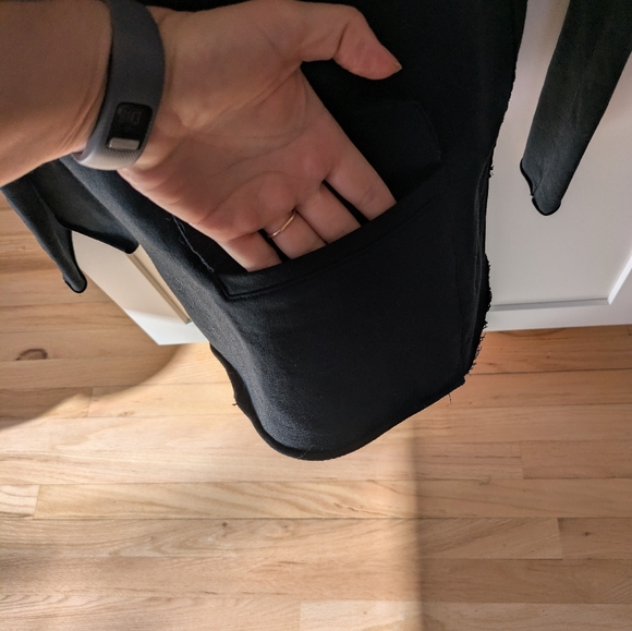 Rundholz asymmetrical button top - Picture 5 of 10